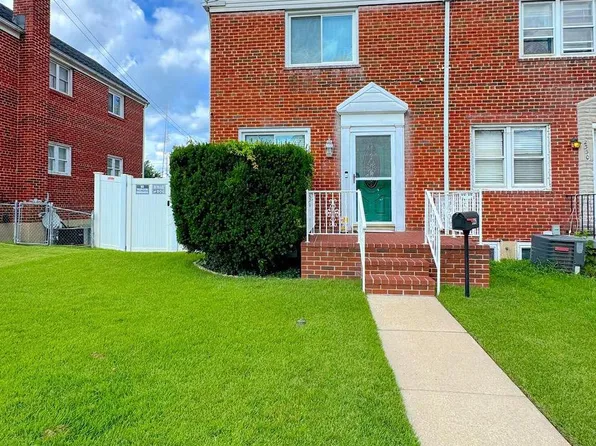 2328 Searles Rd, Dundalk, MD 21222