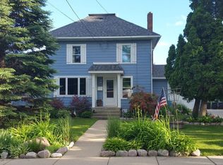 101 Field St, Mukwonago, WI 53149