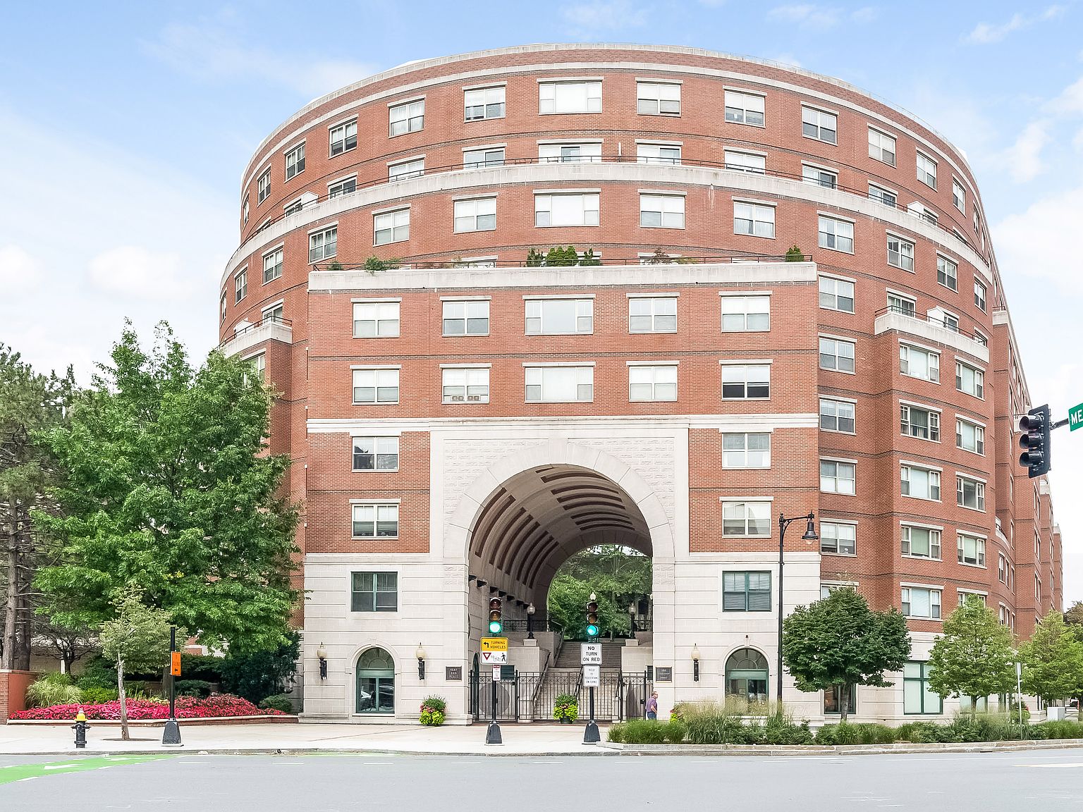 West End Place - Apartments at 150 Staniford St Boston, MA