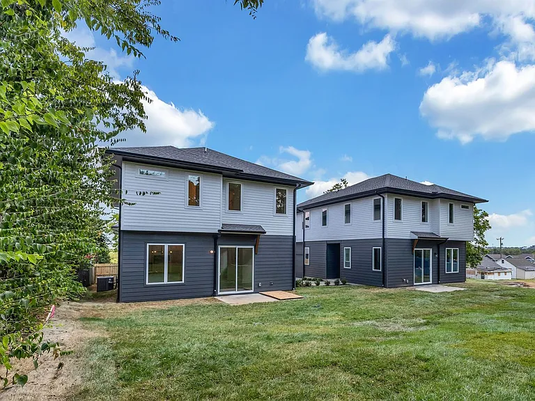 5917 Robertson Ave — Photo 40