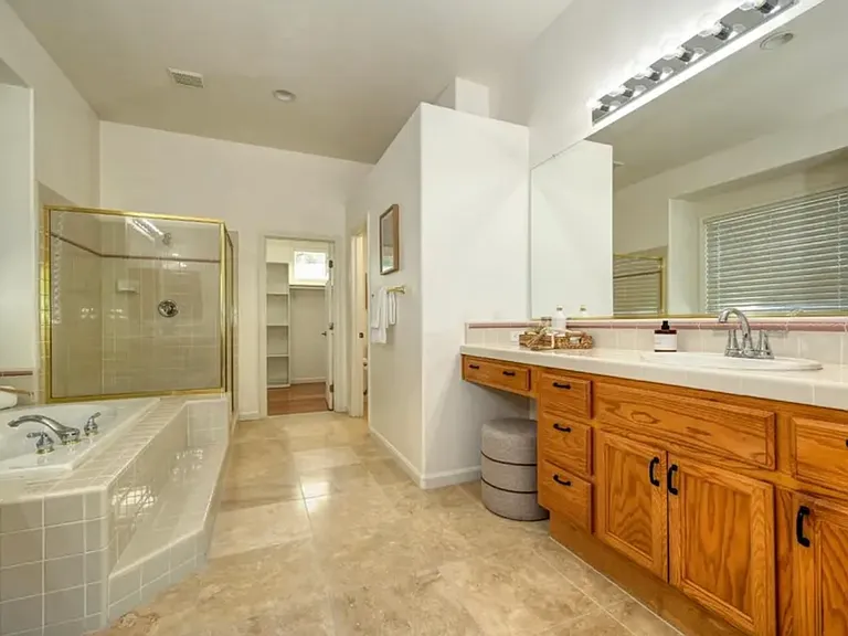 1665 Halifax Way — Photo 35