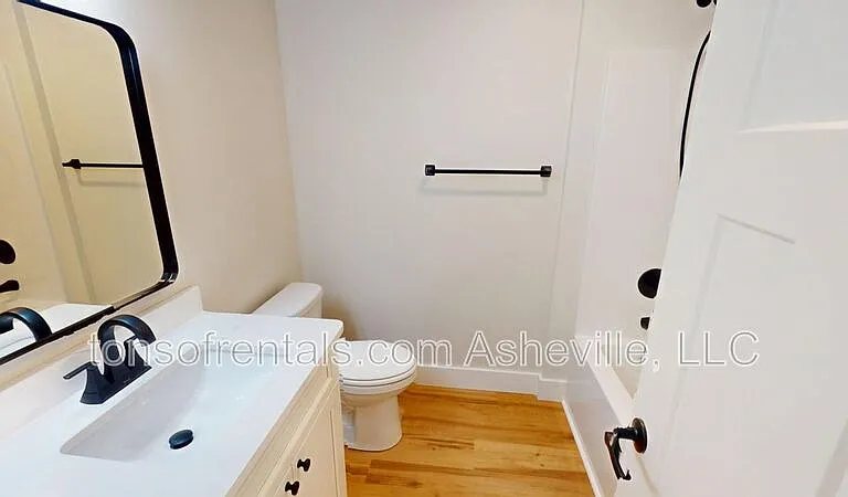 6 Tracy Ln — Photo 13