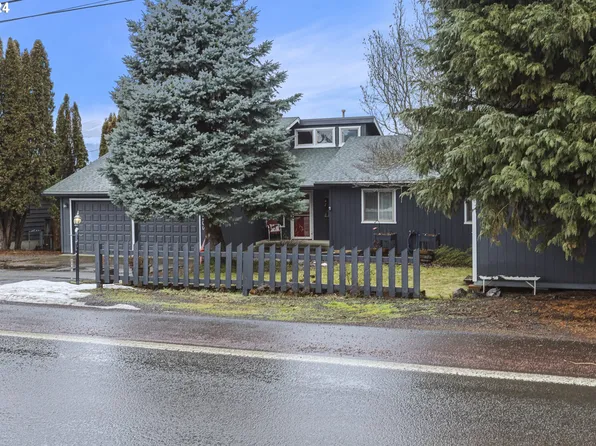 2500 Belmont Dr, Hood River, OR 97031