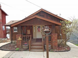 7 Park Lane Cir, Decatur, IL 62521