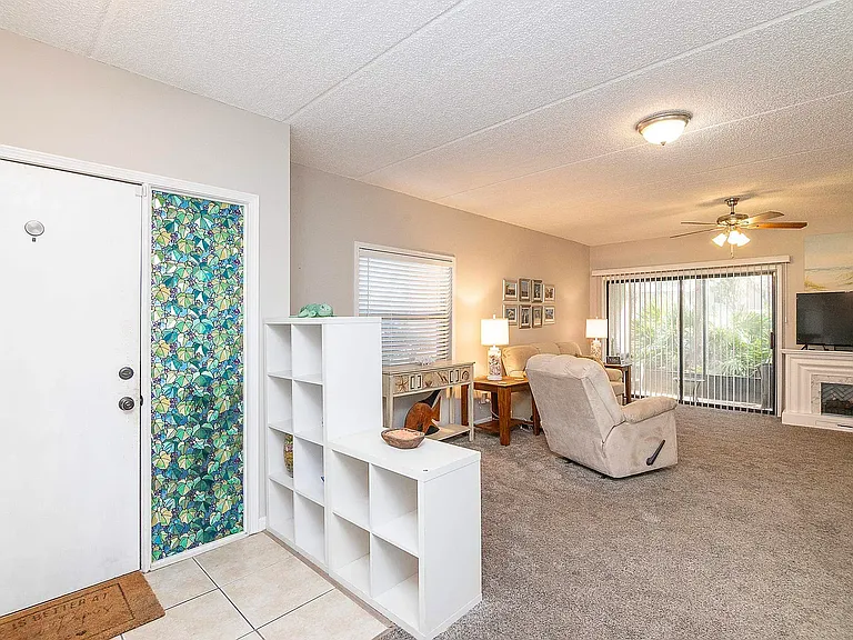 1 Talavera Ct — Photo 2
