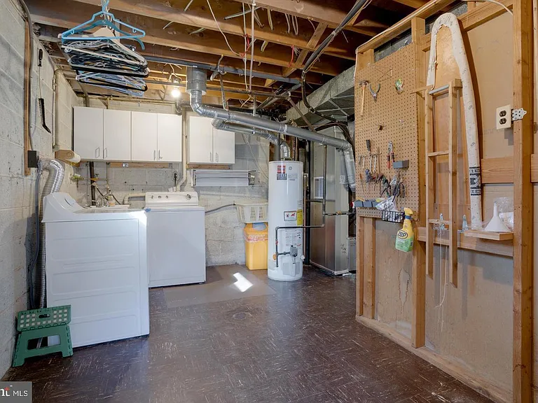 7117 Hadlow Ct — Photo 30