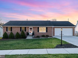 725 E Walnut St, Hanover, PA 17331