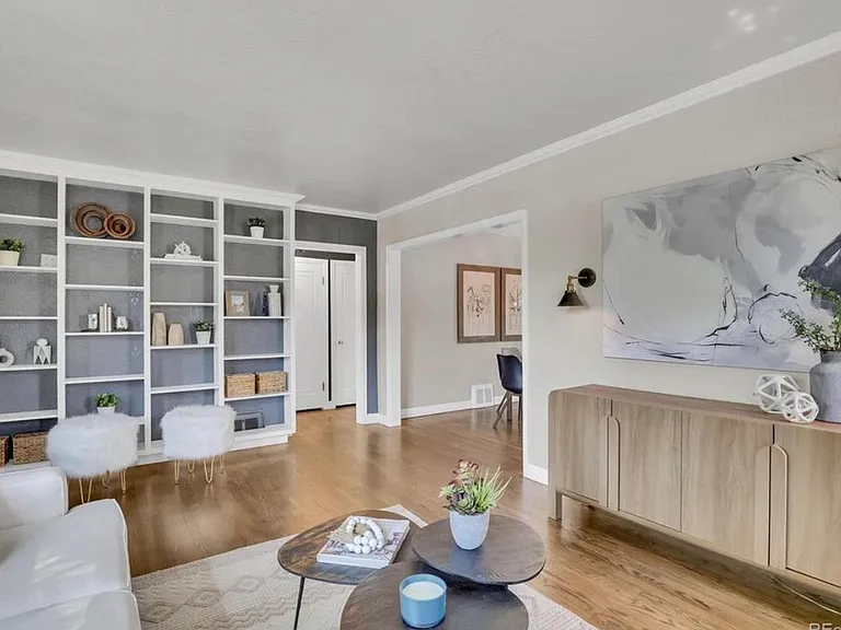 1230 Magnolia St — Photo 3