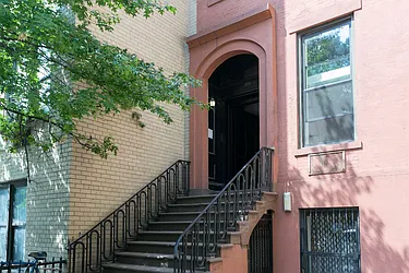 307 West 29th Street in Chelsea