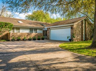 10801 Pinehurst Dr #B, Austin, TX 78747