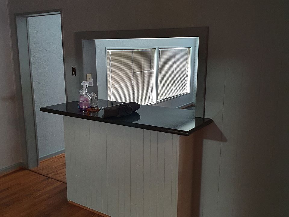 granite bar