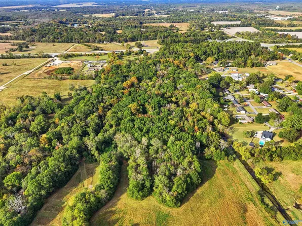 Beacon St, Moulton, AL 35650