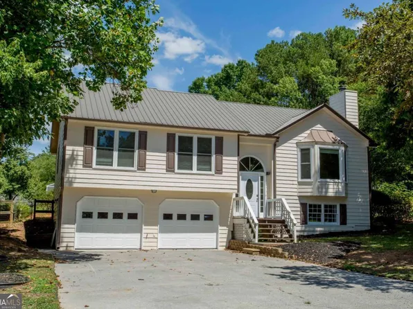 13 Dawn Dr SE, Cartersville, GA 30121