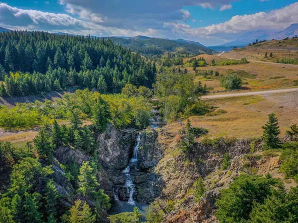 15-17 Nineteen Heart Butte Cutoff Rd, East Glacier Park, MT 59434