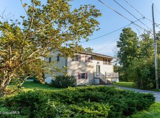 4 Oakland Ave, Scotia, NY 12302