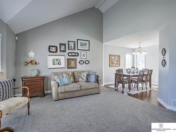 4th image of 2708 N 153rd Ave