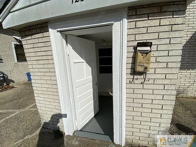 123 Kossuth St — Photo 13
