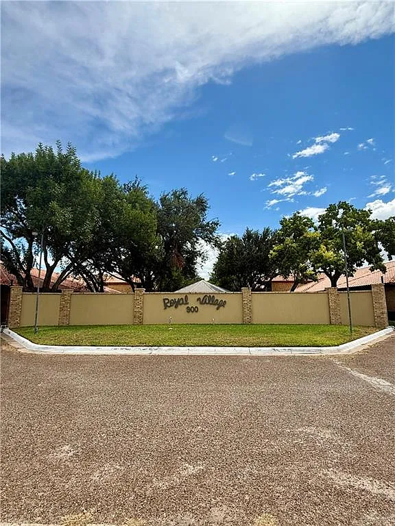 3 bed, 2.0 bath, 1371 sqft, $1,500 — Photo 3