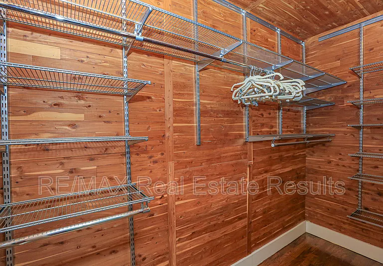 610 N Olive Ave — Photo 30