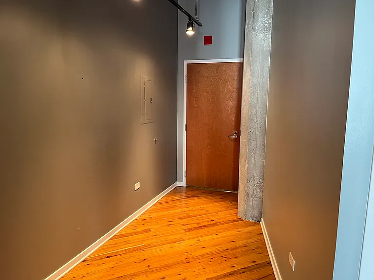 210 S Desplaines St #307 — Photo 19