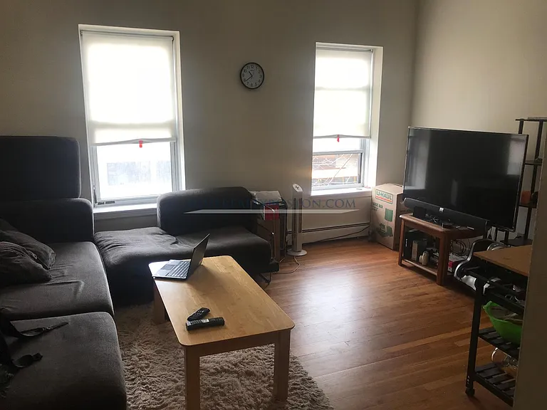 164 Beacon St #1 — Photo 3