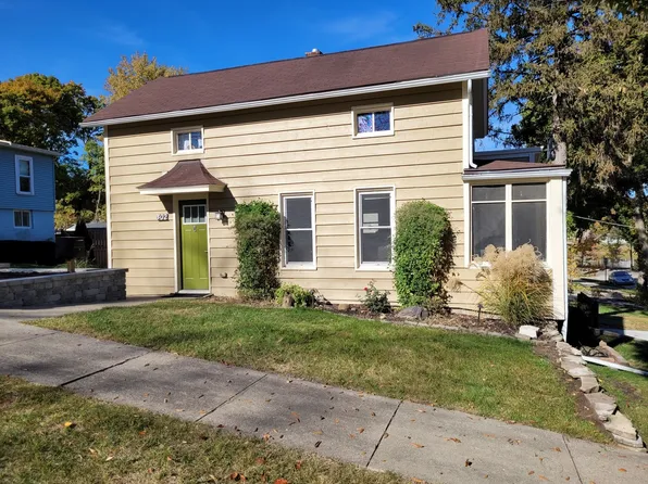 302 Washington St, Dundee, IL 60118