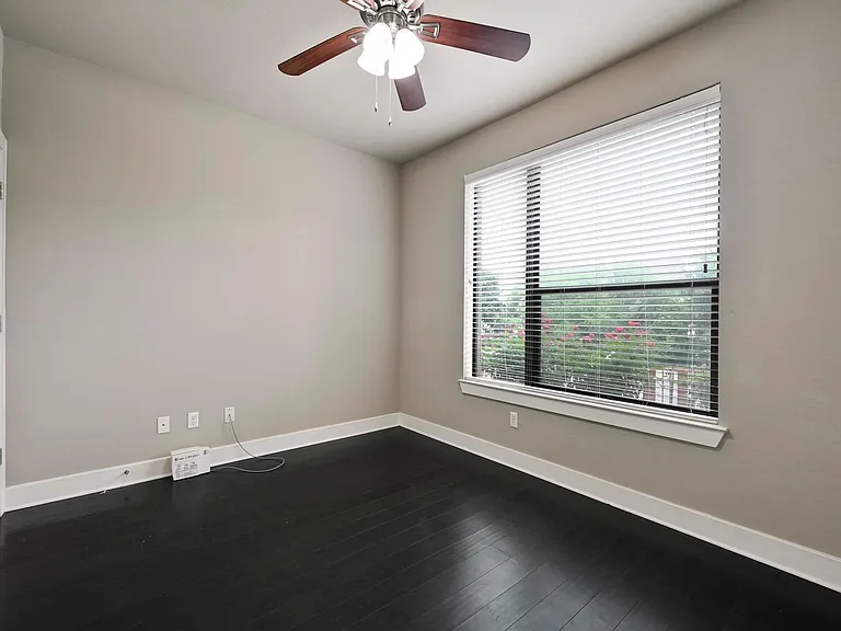 2021 Carlson Dr — Photo 13
