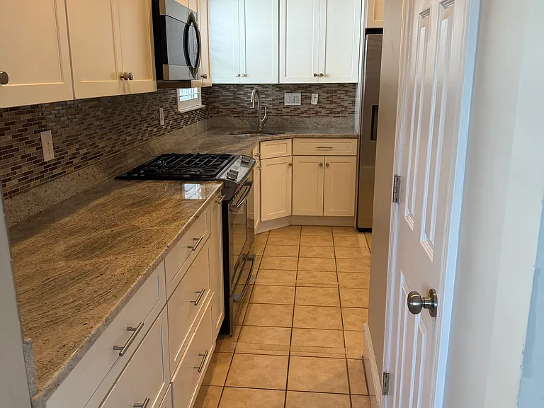 663 Fellsway #1 — Photo 4