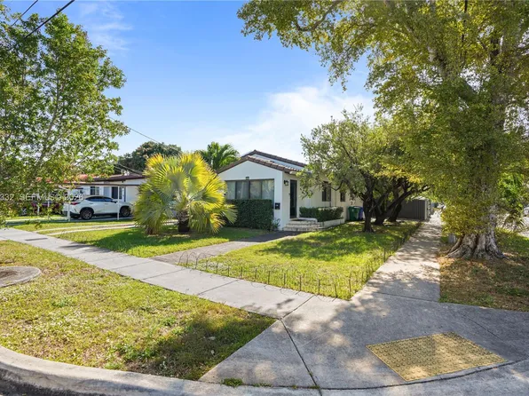 2290 SW 2nd Ter, Miami, FL 33135