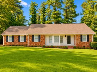 2589 Skyline Dr, College Park, GA 30337