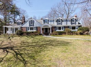 15 Greylock Rd, Wellesley, MA 02481
