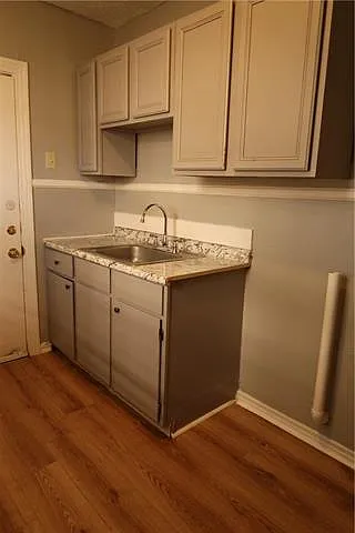 1 bed, 1.0 bath, 473 sqft, $1,100 — Photo 4