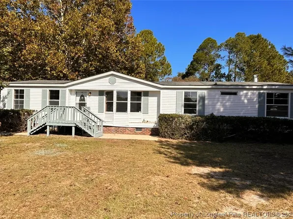 5524 Gilcrest Sands Dr, Hope Mills, NC 28348