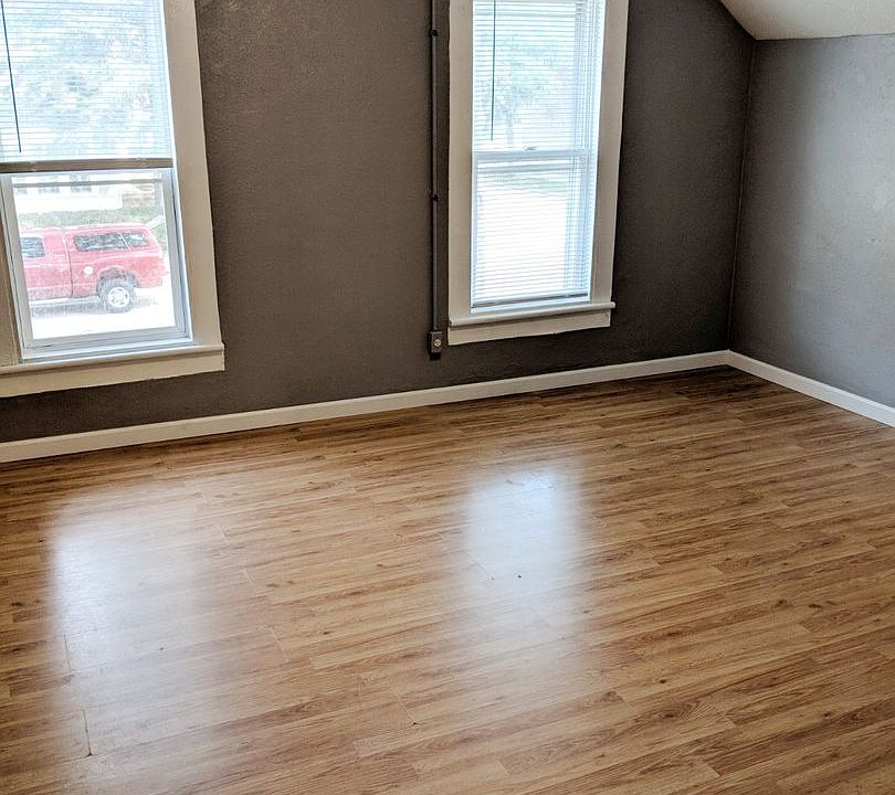 1st image of 726 Ferry St #604