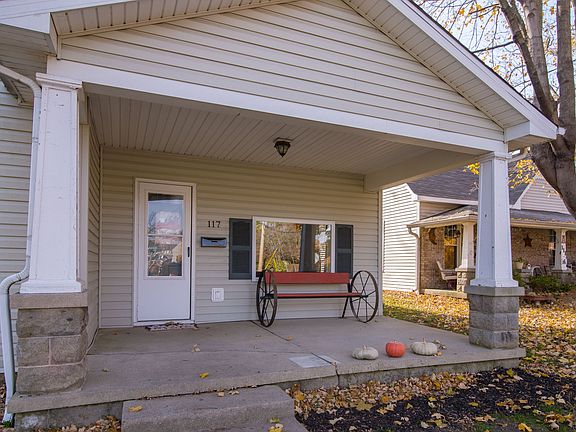 4th image of 117 Forest Ave