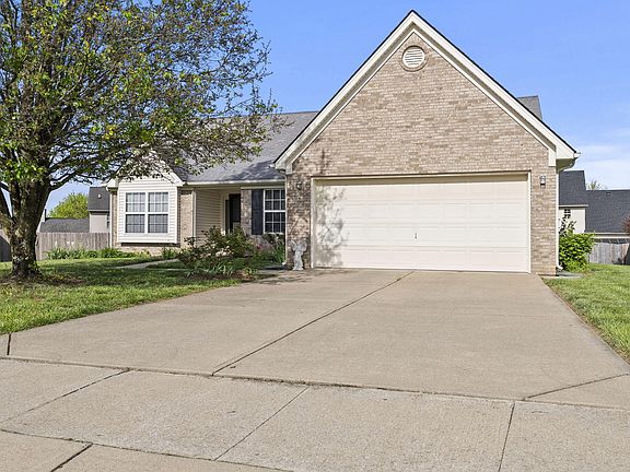 3rd image of 116 Keene Crossing Dr