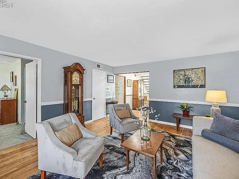 1375 Michelle Ave — Photo 9