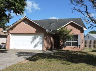 560 Desert Oak Dr, Pensacola, FL 32514