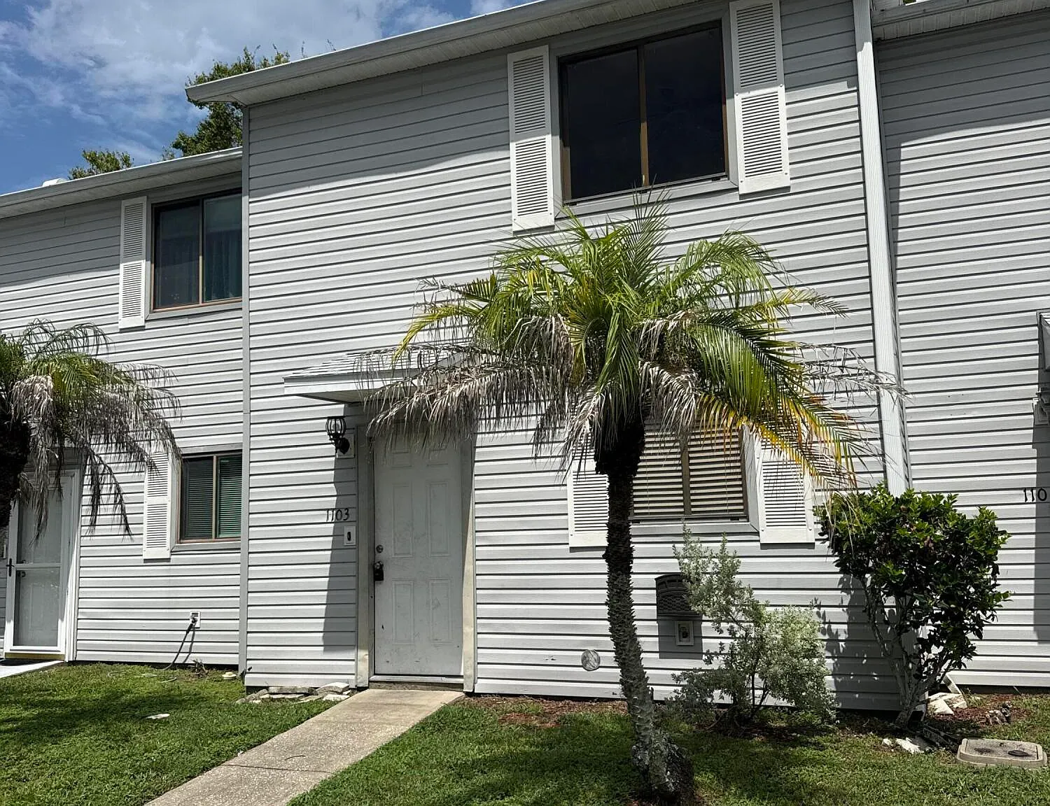 2 bed, 2.5 bath, 1152 sqft, $1,600 — Photo 2