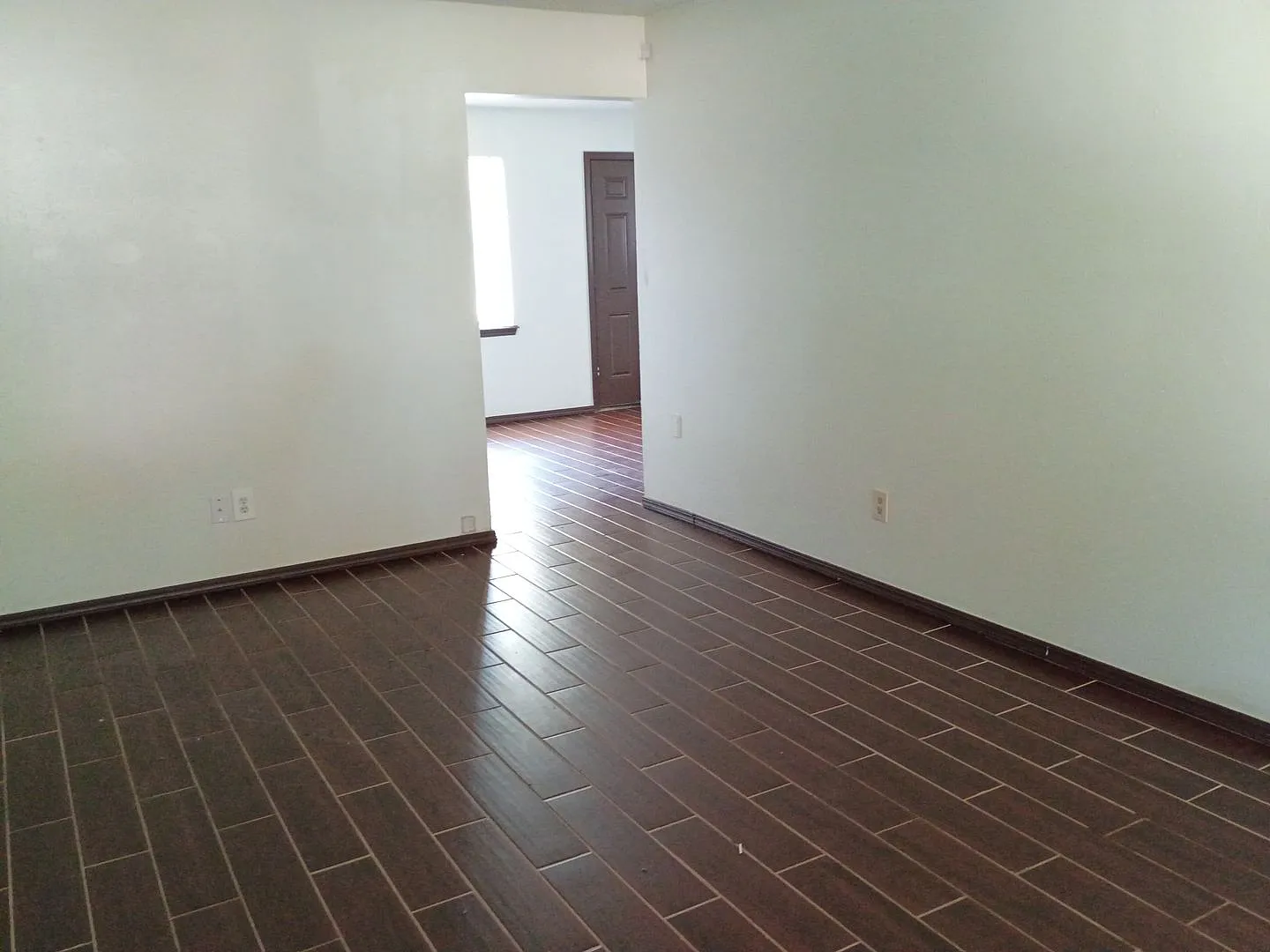 Fresh 3 bed 1.5 bath — Photo 2