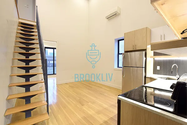 Rented by null | media 14