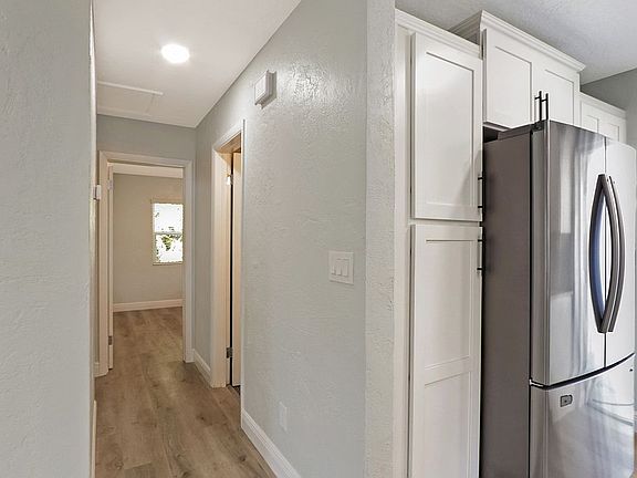 5th image of 5865 27th Ave S