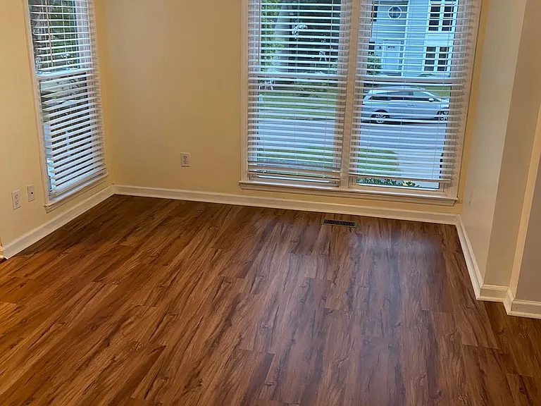 2333 Declaration Dr — Photo 3