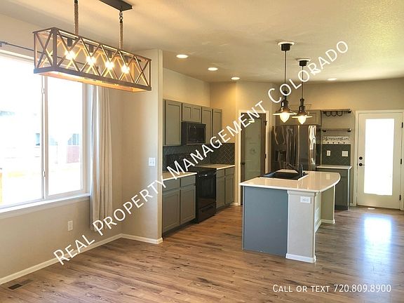 4th image of 1731 Country Sun Dr