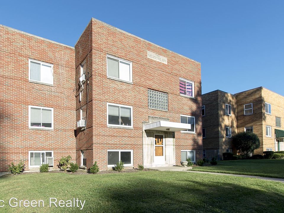1st image of 3305 White Oak Dr APT 4