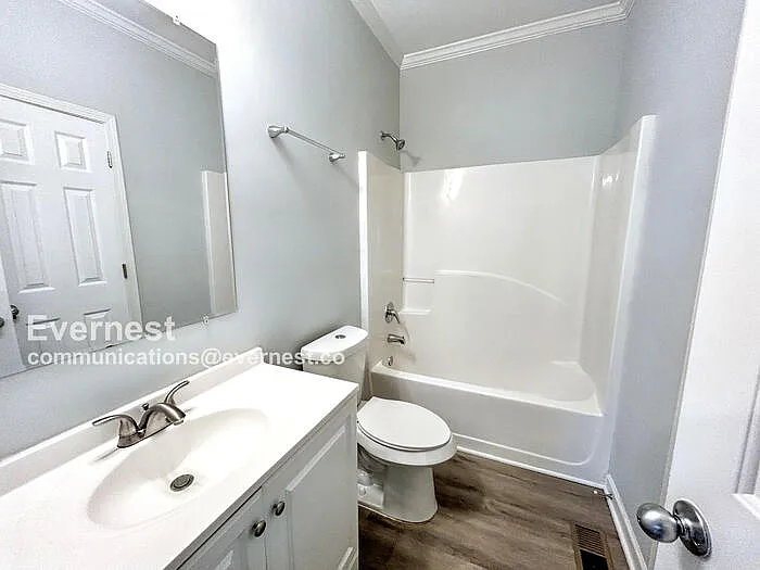 295 Sterling St SE — Photo 13