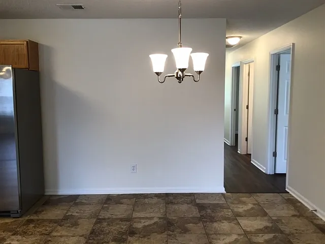 135 Tyron Rd — Photo 6