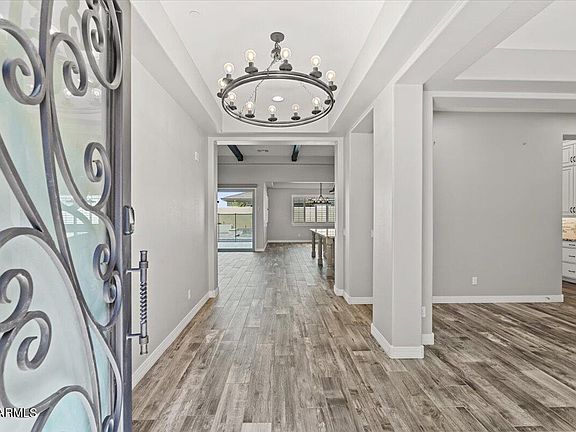 5th image of 18244 W MEADOWBROOK Avenue