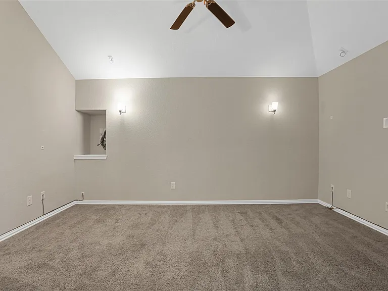 8903 Lost Castle Way — Photo 33