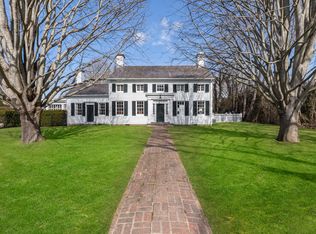 465 Hill St, Southampton, NY 11968